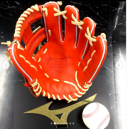 『究極のオーダーグラブ　坂本勇人5Dモデル』