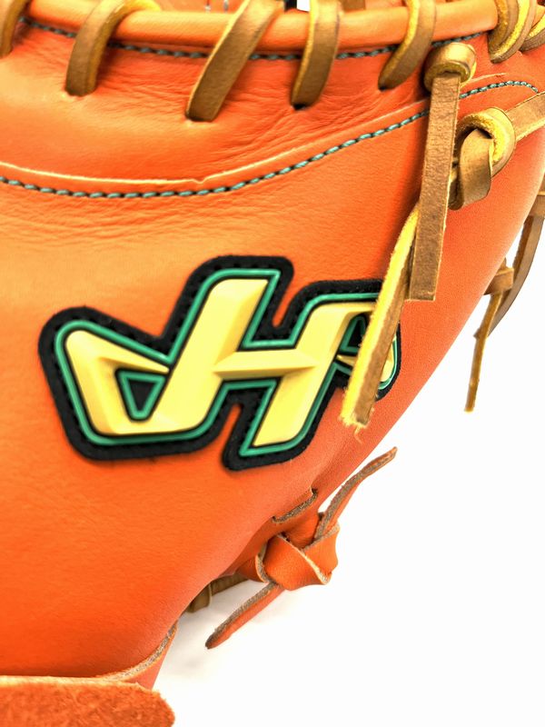 ハタケヤマ　Vシリーズ V-M8jb　 V-M8tr　硬式 キャッチャーミット Uバック 伊藤光 選手 M8 HATAKEYAMA 　硬式野球　 高校野球　高野連　高校野球対応　中学硬式 　キャッチャー 横浜DeNAベイスターズ 捕手 湯もみの鉄人 送料無料　型付け無料